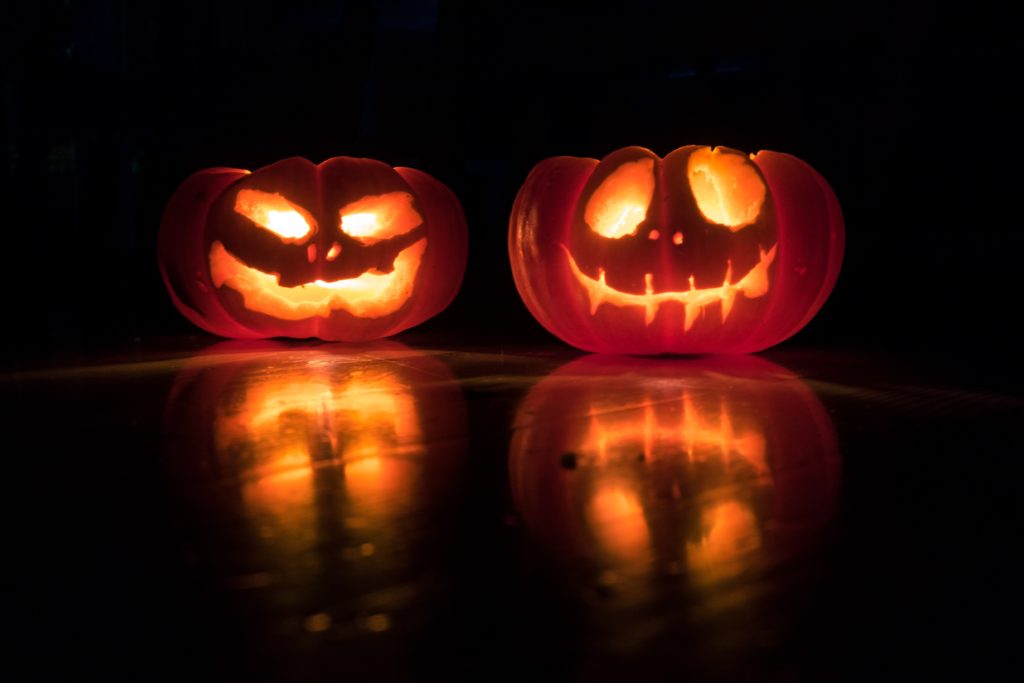 Photo of jackolanterns by David Menidrey on Unsplash